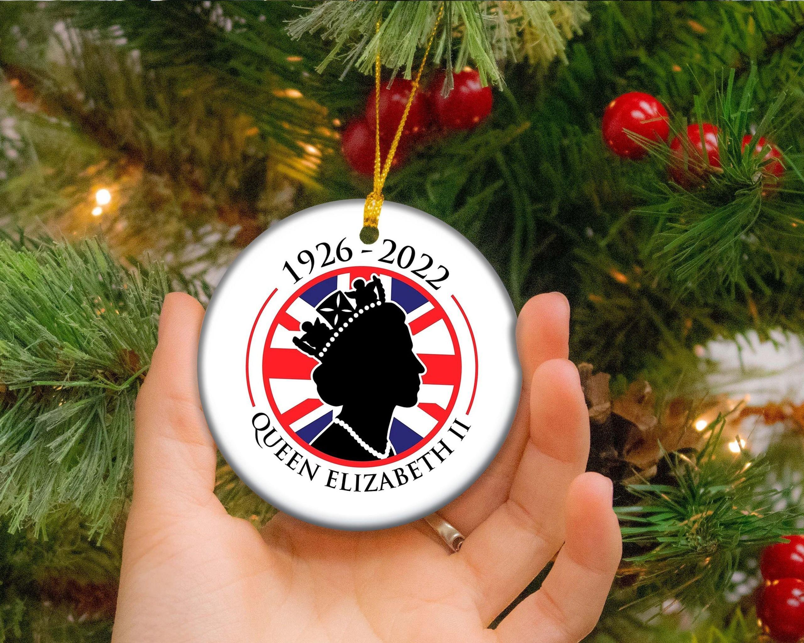 Queen Elizabeth Platinum Jubilee Ornament Perfect And Unique Gifts For Family On Christmas Holiday
