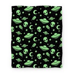 Movie Anime Aliens and UFO Cosmic Space Pattern Premium Fleece Sherpa Blanket Perfect Gifts For Family On Christmas